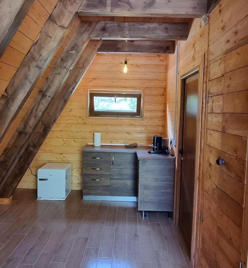 Bungaja Chalets Shkodër Екстериор снимка