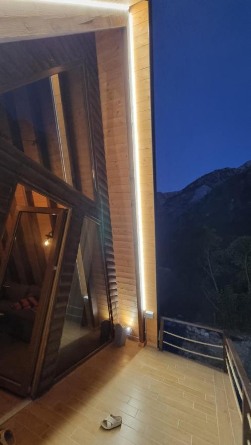 Bungaja Chalets Shkodër Екстериор снимка