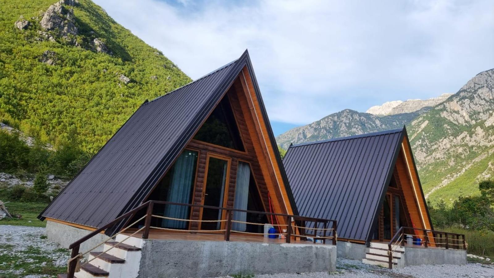 Bungaja Chalets Shkodër Екстериор снимка